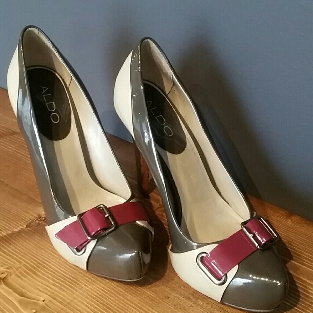 ALDO  heels - Picture 2 of 8